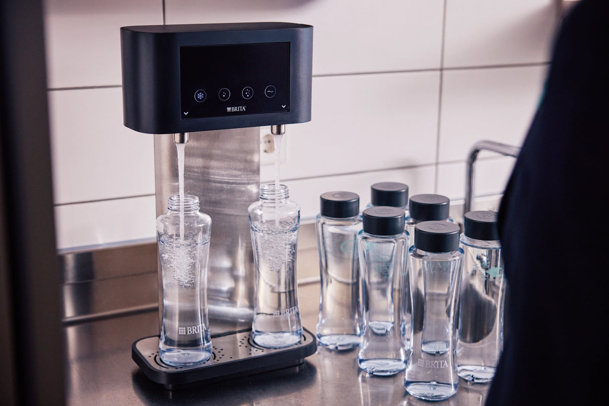 Water dispenser Fill T-Tap filling up glass bottles